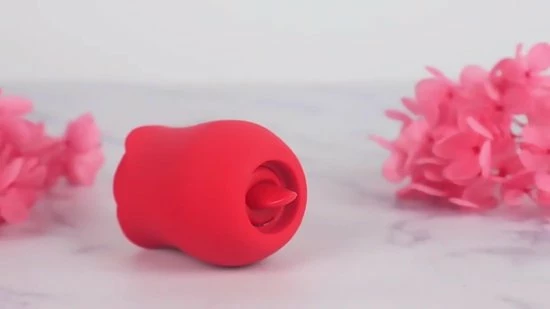 Goedkoop ? Qarano Red Rose Pleasurer - Zuigt - Suction - Vibrerend - Vibrators Voor Vrouwen - Tong - 6 Standen - Clitoris Stimulator - Elektrische Vibrator - Seksspeeltje - G-Spot Booster- Massager - Intense Orgasme ? 2 Goedkoop ? Qarano Red Rose Pleasurer - Zuigt - Suction - Vibrerend - Vibrators Voor Vrouwen - Tong - 6 Standen - Clitoris Stimulator - Elektrische Vibrator - Seksspeeltje - G-Spot Booster- Massager - Intense Orgasme ? - Afbeelding 2