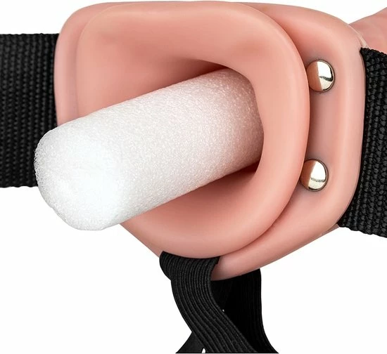 Gloednieuw ❤️ Shots - RealRock REA135FLE - Hollow Strap-on Without Balls - 6'' / 15,5 Cm - Flesh ❤️ 6 Gloednieuw ❤️ Shots - RealRock REA135FLE - Hollow Strap-on Without Balls - 6'' / 15,5 Cm - Flesh ❤️ - Afbeelding 6