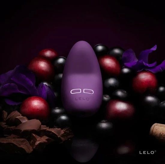 Goedkoop ? LELO LILY 2 Persoonlijke Stimulator Voor Vrouwen Plum, Draadloos Extern Stimulatiesysteem, Waterbestending En Herlaadbaar ⭐ 16 Goedkoop ? LELO LILY 2 Persoonlijke Stimulator Voor Vrouwen Plum, Draadloos Extern Stimulatiesysteem, Waterbestending En Herlaadbaar ⭐ - Afbeelding 16